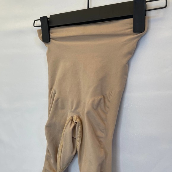 Skims Full Leg Shapewear Women's S/M Small Medium Clay Beige New without Tags - Picture 3 of 7